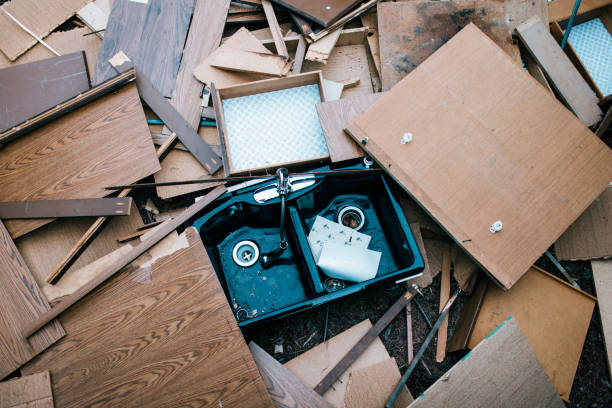 Best Retail Junk Removal  in Escanaba, MI